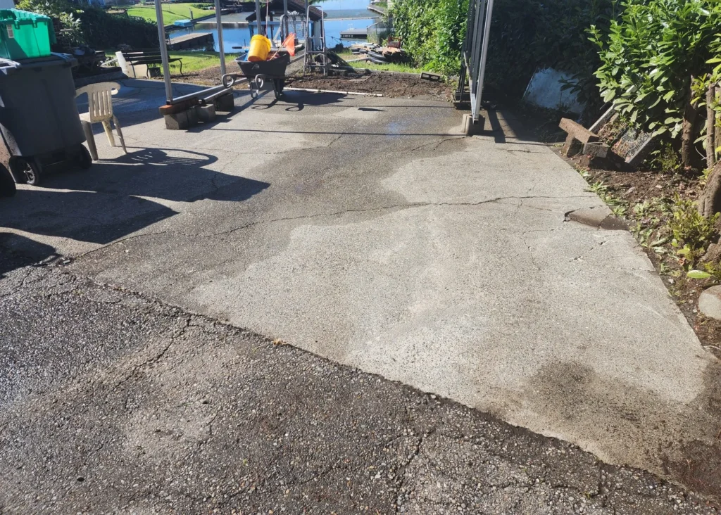 Prevent Slippery Concrete Walkways in Olympia Before Autumn Rain